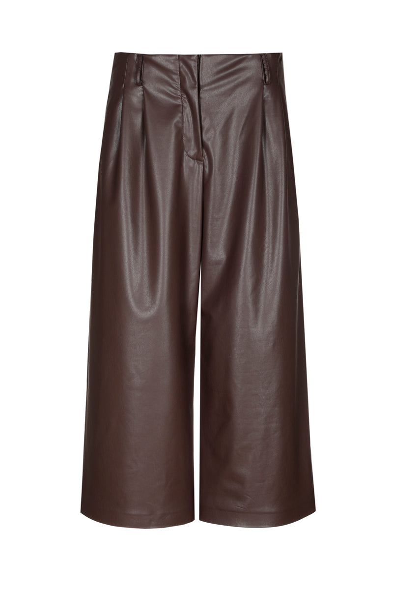 Szerokie culottes z ekoskóry